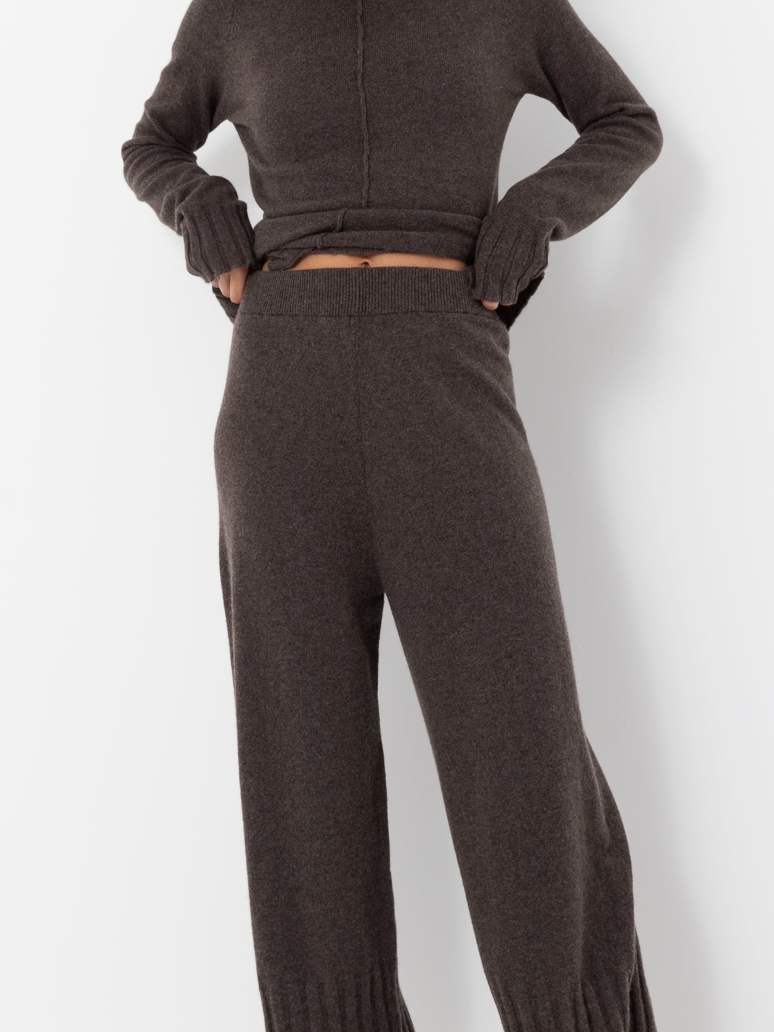 Serie Numerica Cashmere Pant - Worthwhile - SERIE NUMERICA