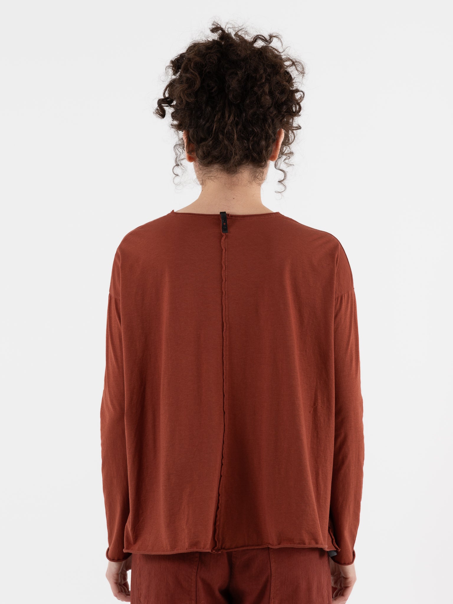 Serienumerica Boxy Tee in Amaranto - SERIE NUMERICA at Worthwhile
