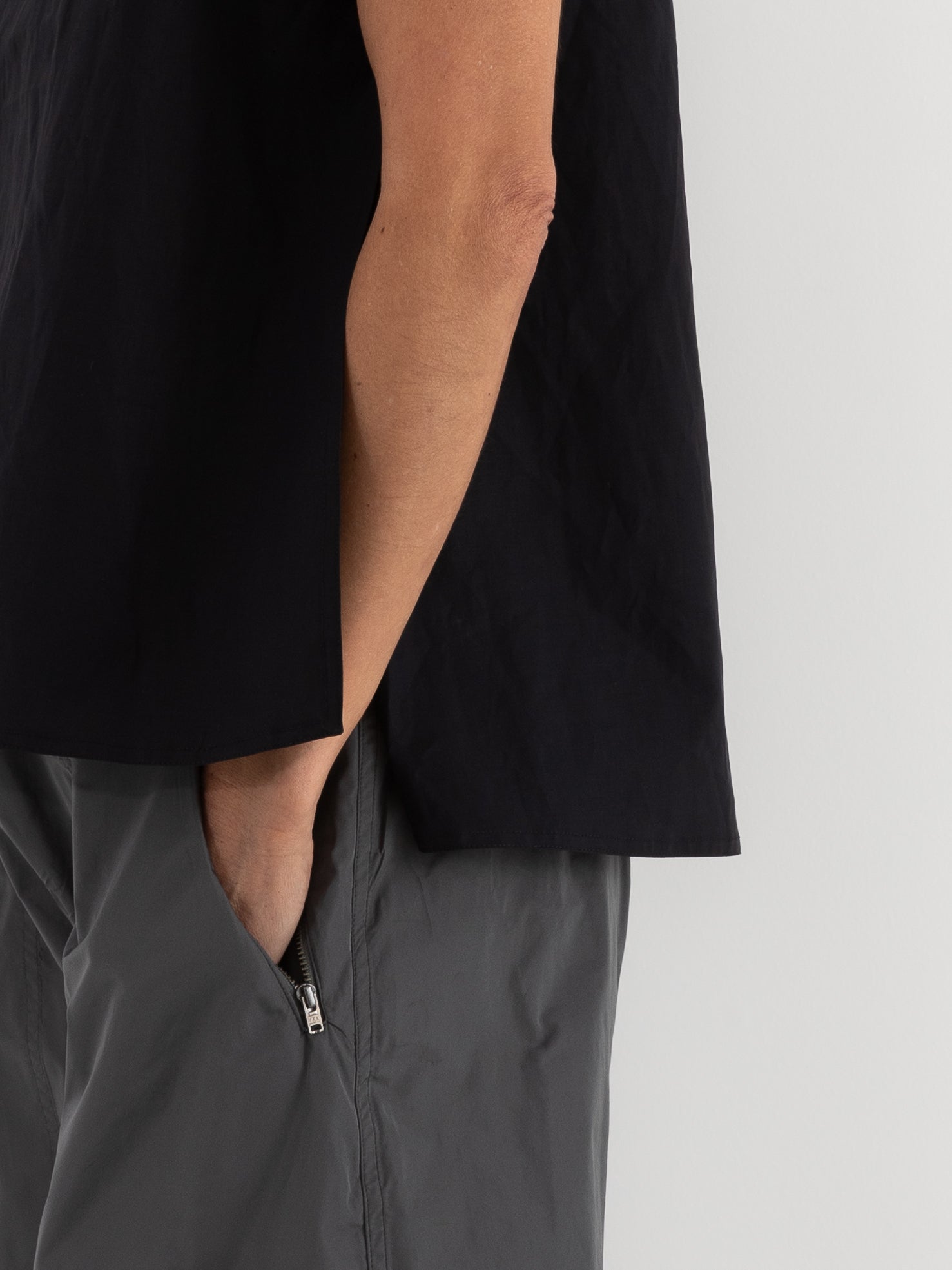 Sofie D'Hoore Brody Top in Midnight - SOFIE D'HOORE at Worthwhile - shop TOP