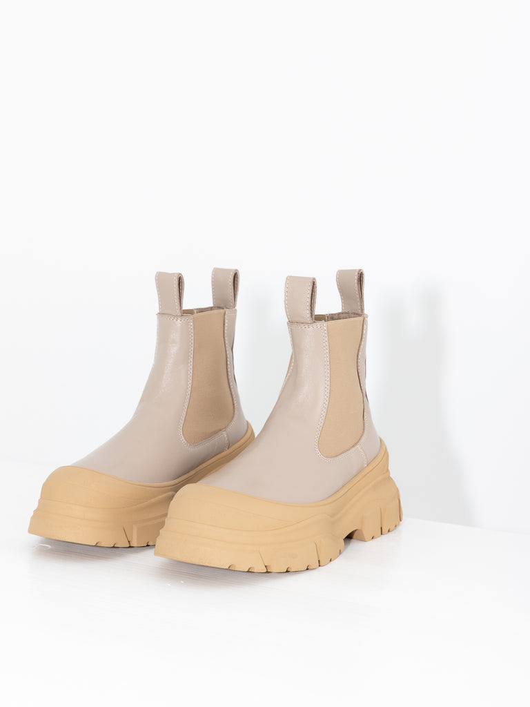 Sofie D'Hoore Fabulous Chelsea Boots, Sahara - Worthwhile