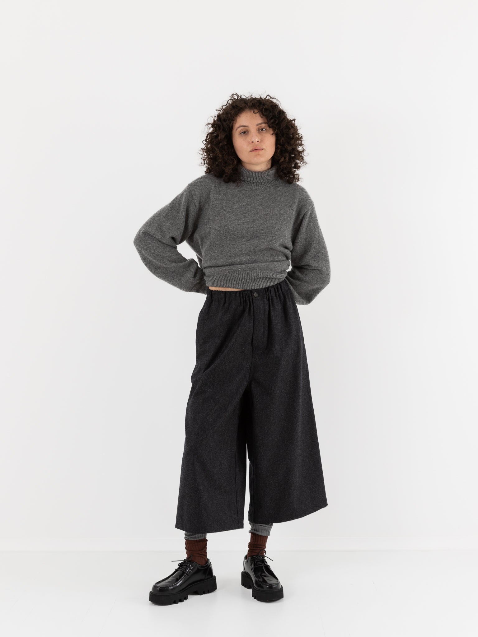SOFIE D'HOORE / ソフィードール デニム サルエルパンツ 黒 Sofie D'Hoore Ponce Pant in Anthracite at Worthwhile