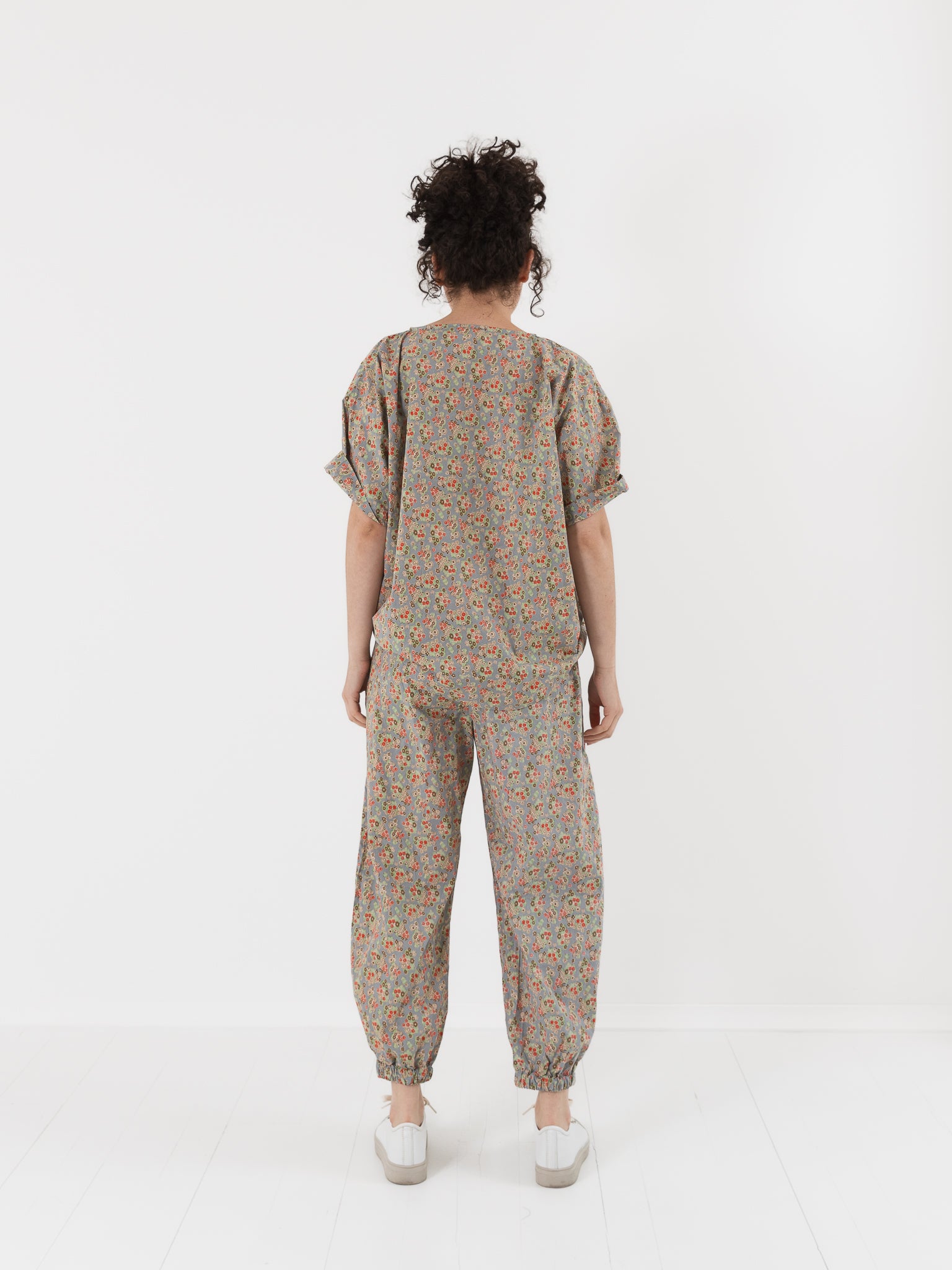 SONO Friedrich Tee in Dusty Blue Floral - SONO at Worthwhile - shop TOP