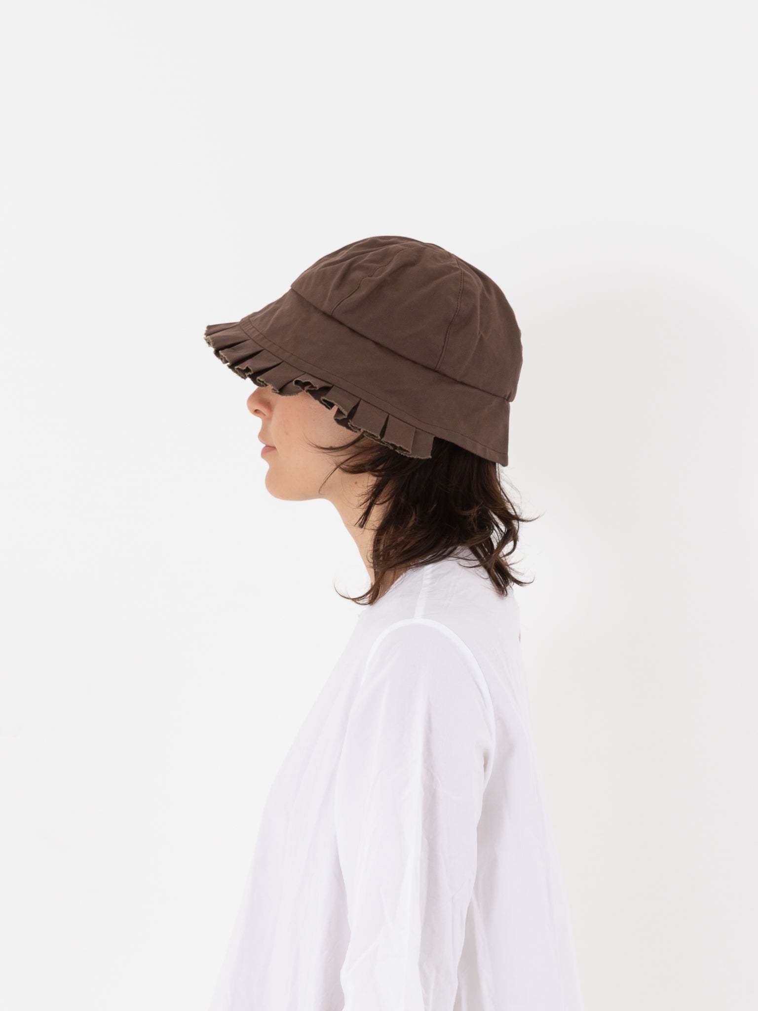 Studio Kettle Deck Hat with Frill, Cocoa - Worthwhile, Inc.