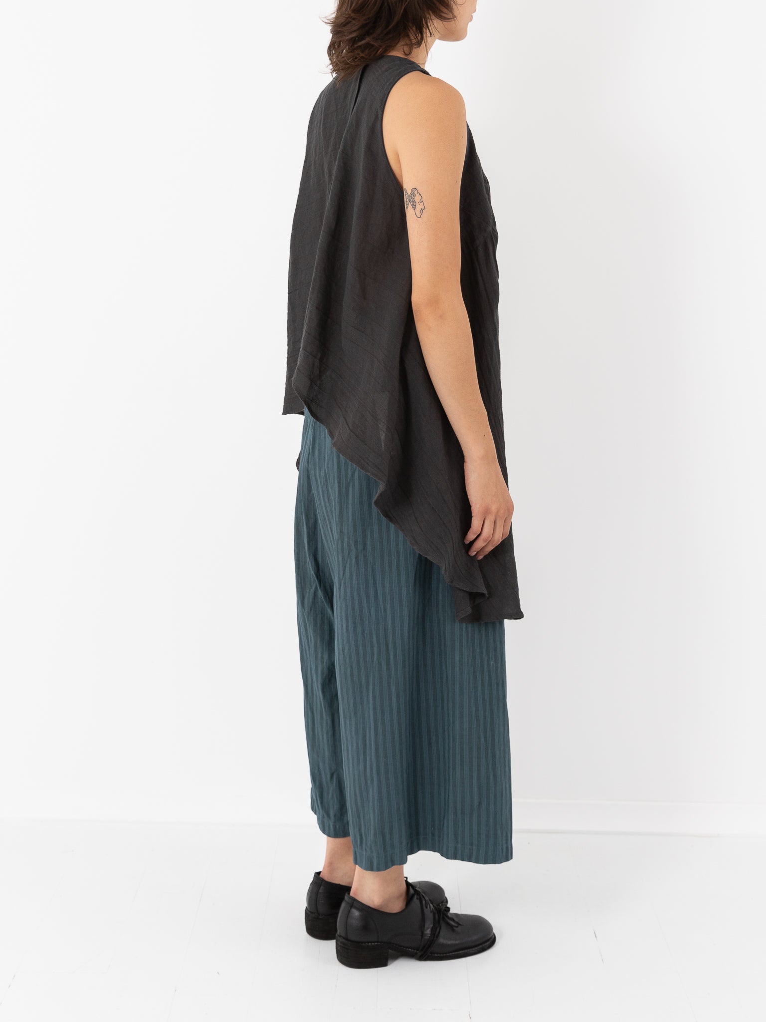 Atelier Suppan Back Crossed Top, Dark - Worthwhile