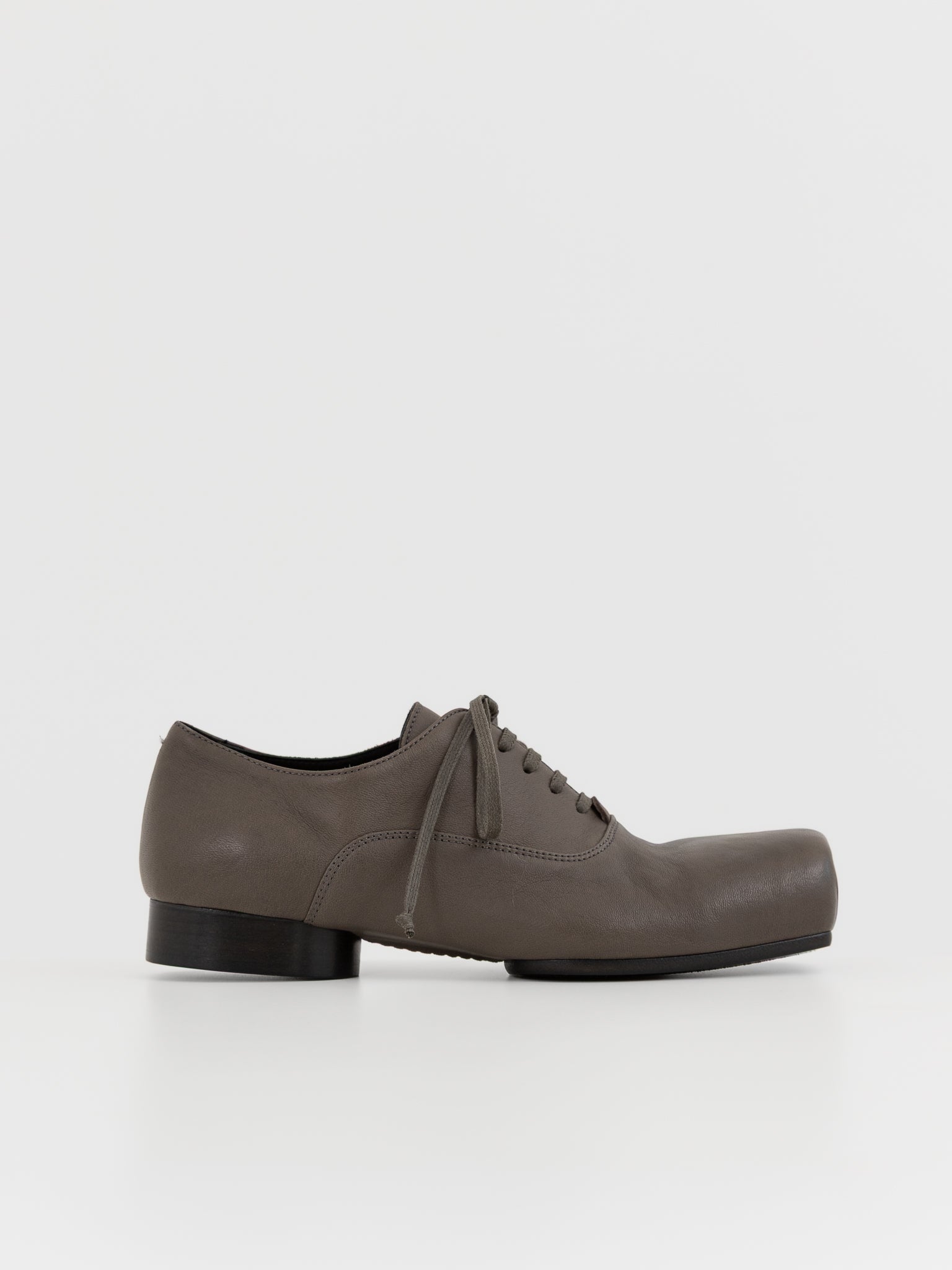 Uma Wang Ballet Derby in Dark Grey - UMA WANG at Worthwhile - shop SHOES