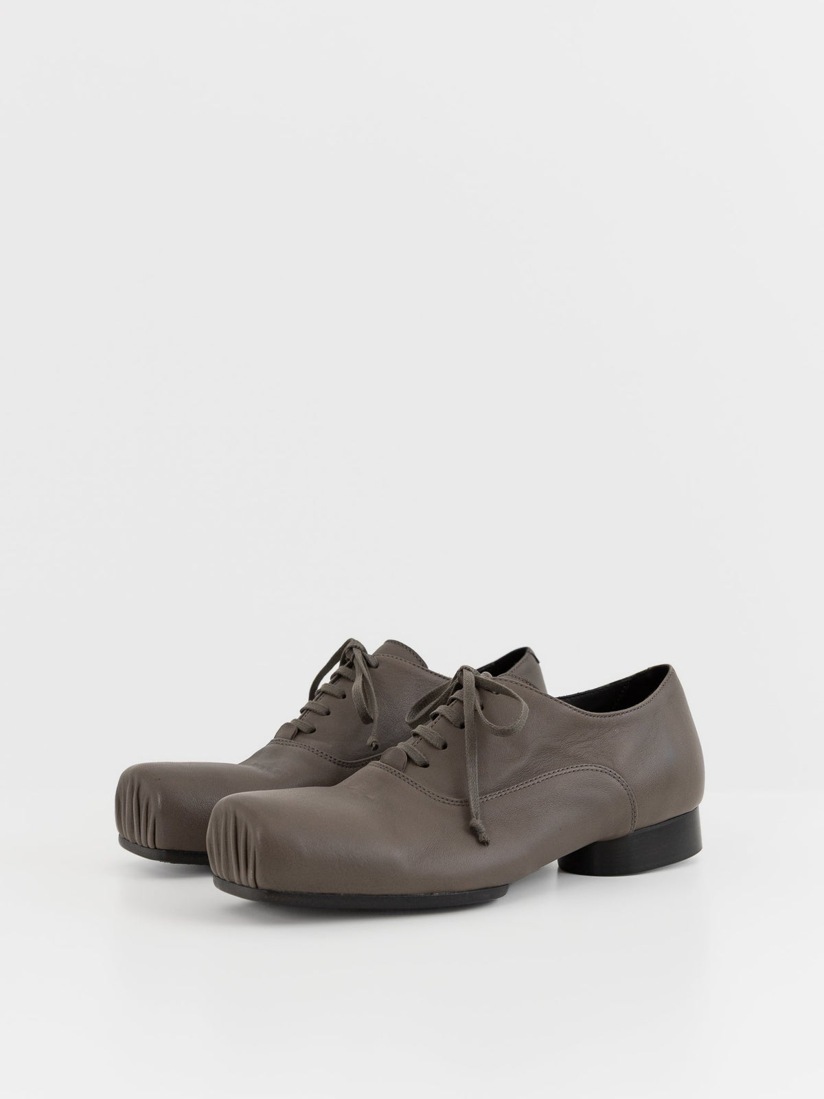 Uma Wang Ballet Derby in Dark Grey - UMA WANG at Worthwhile - shop SHOES