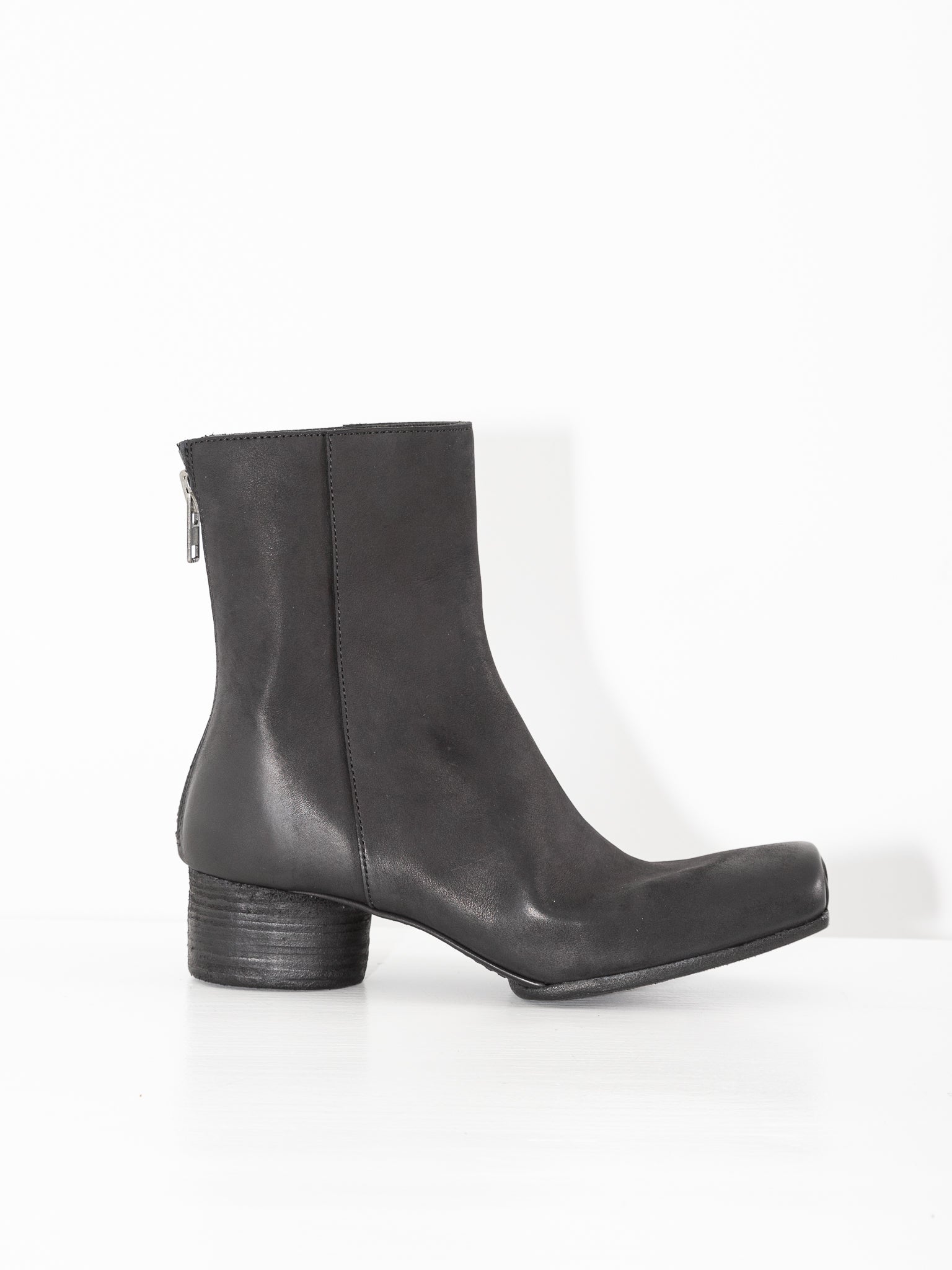 Uma shop zip bootie