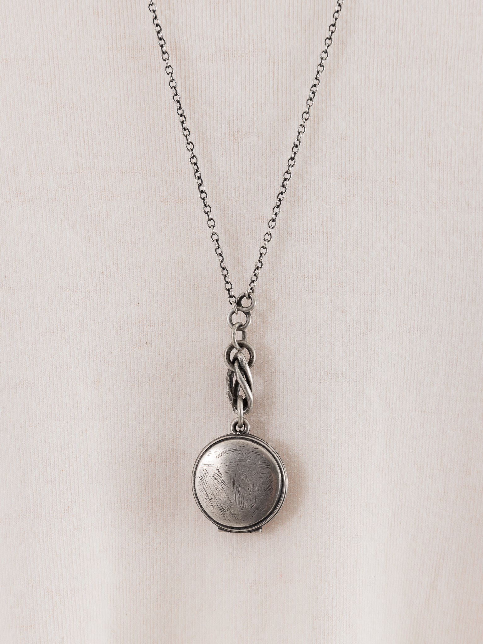 Werkstatt:München Necklace Medallion - Worthwhile