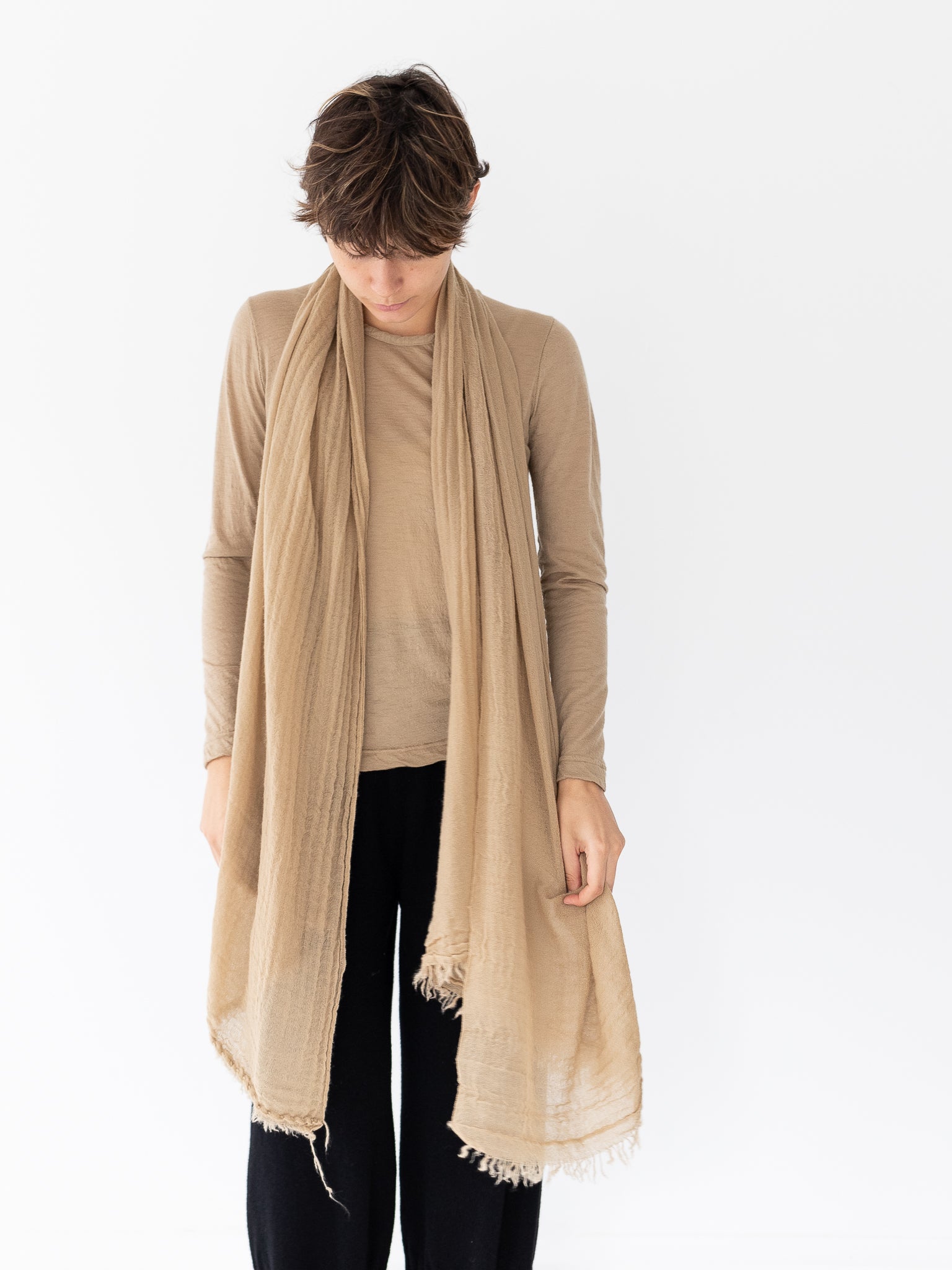 Cloth - @isabellaarichardson wears the Wool Cashmere